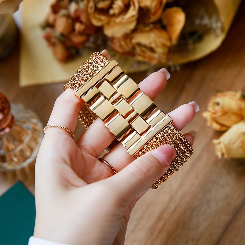 Damklocka med diamantinfattad kvarts