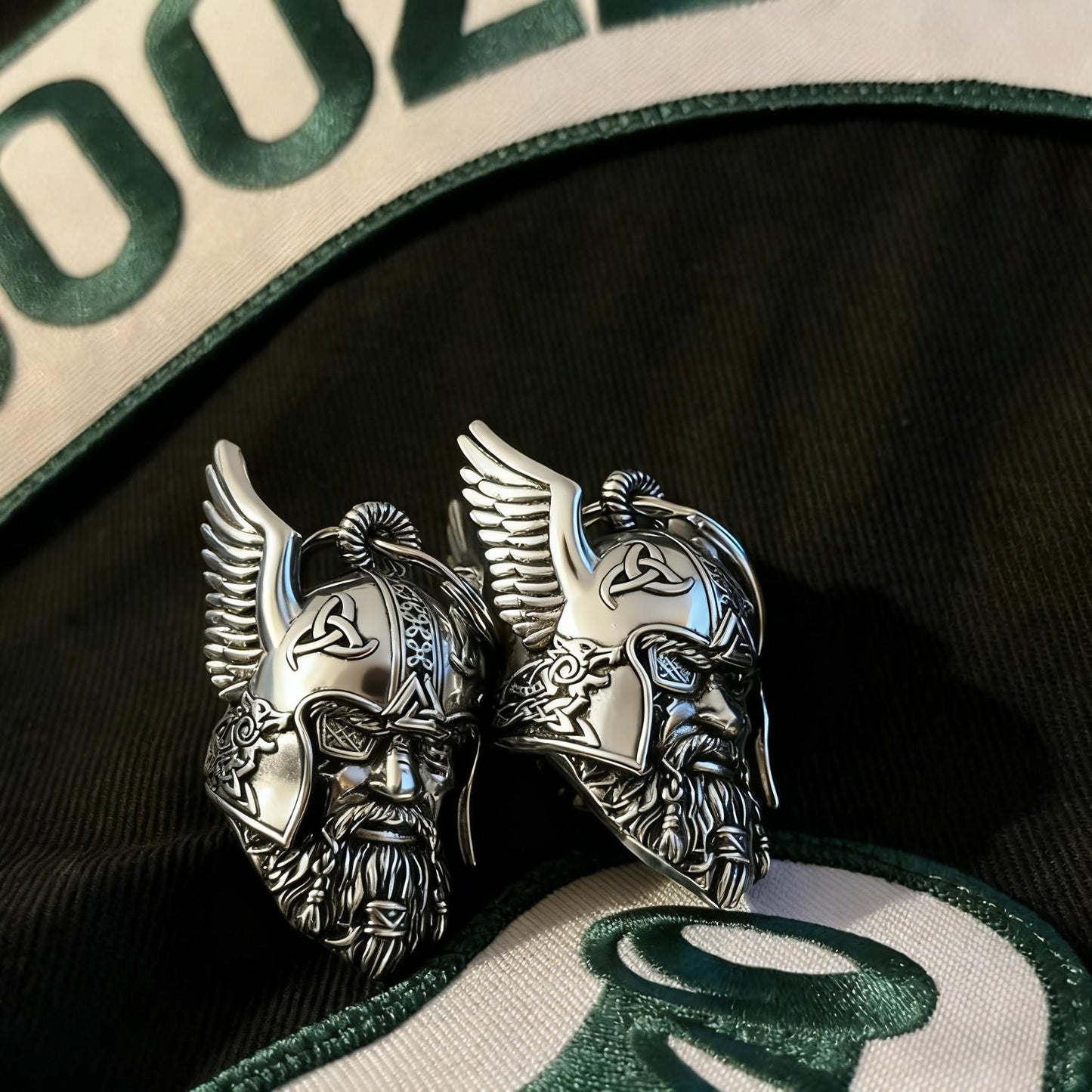 🛡️  Odins vikingatalisman nyckelring skyddsamulet 🔔