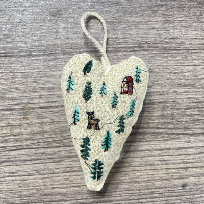 🎅Bästa julklappen💖Handbroderikit "Hjärtformad jultomte - DIY-dekoration för julgran, dörr och present | Inkl. tyg, garn och instruktioner | Perfekt julklapp 2026