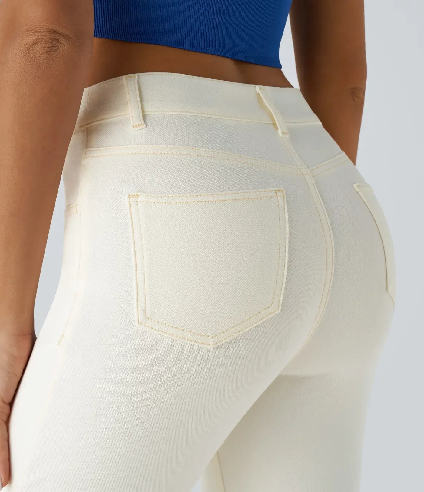 Elastische und bequeme Hose mit hoher Taille