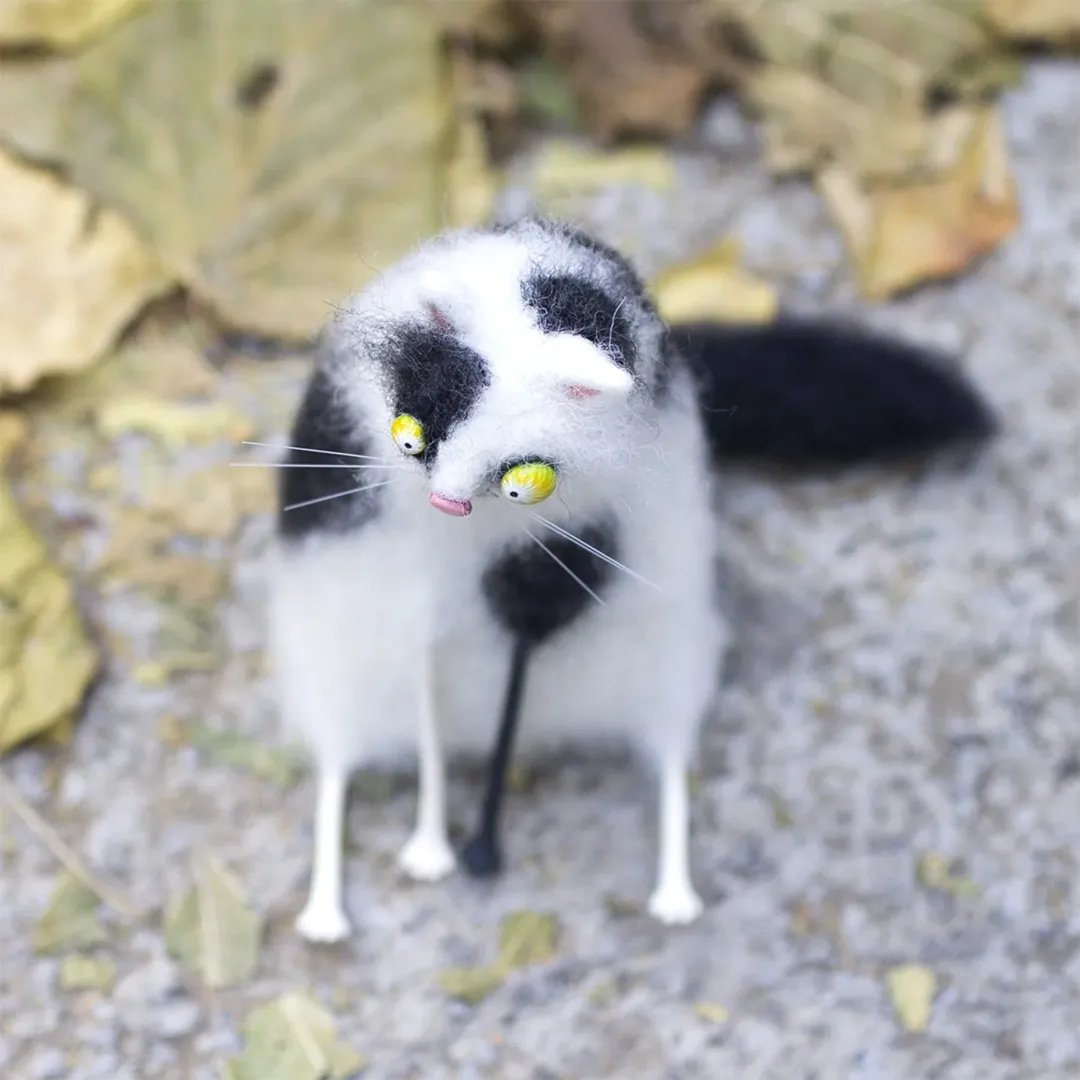 🎄✨Familjärer av ullfilt – originella handgjorda följeslagare