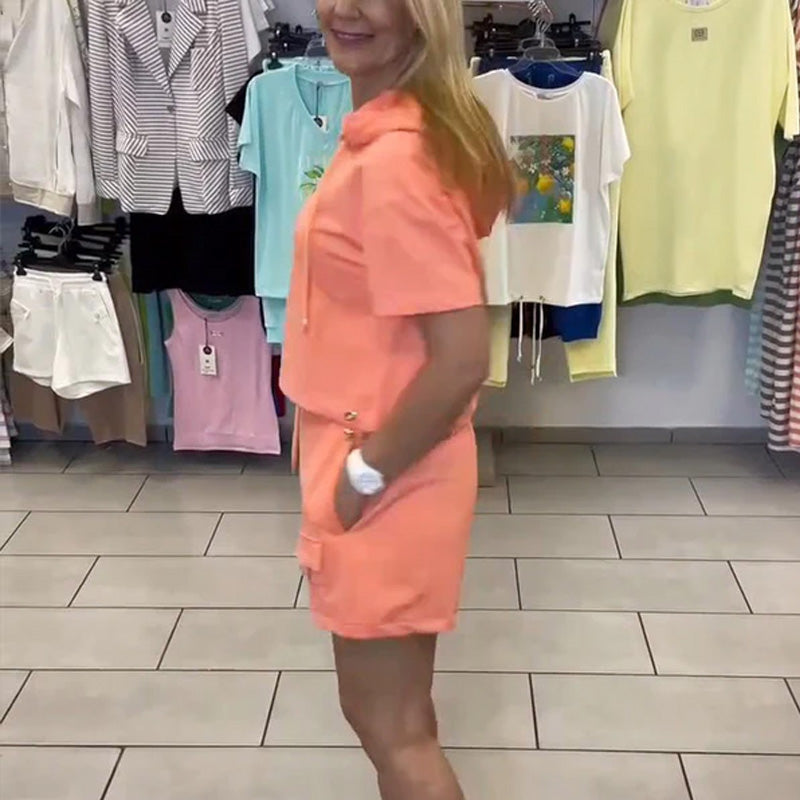 Sommardräkt Med Huva Och Kortärmade Shorts För Kvinno