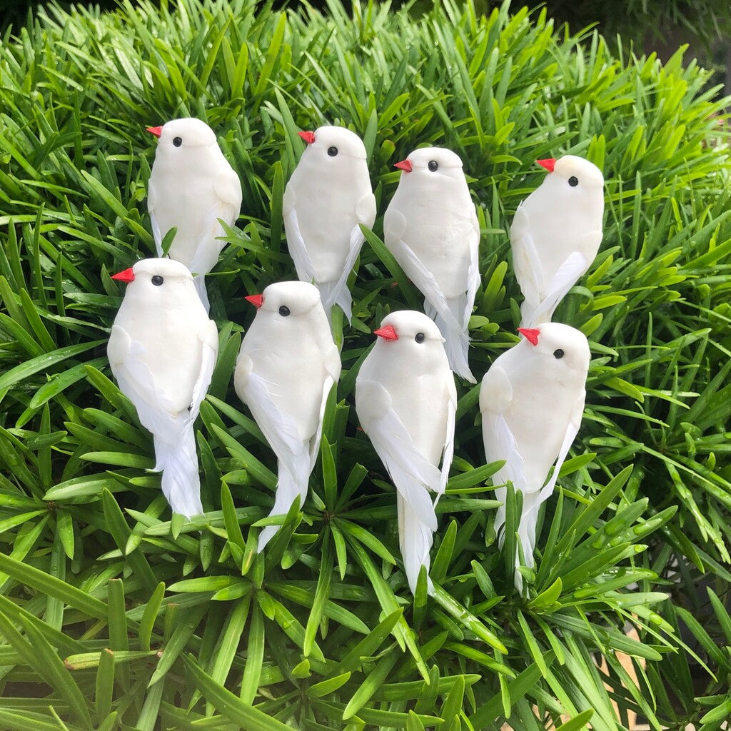 🐦 Artificial feathered birds with clip (12 pieces per pack)