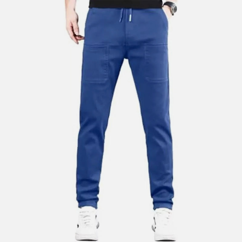 Slitesterk Cargo-bukse med hög stretch i flera fickor/Durable cargo pants with high stretch and multiple pockets