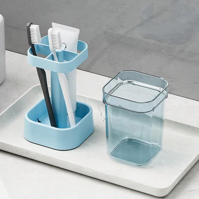 Ablage für die Zahnbürste (mit Deckel)/Storage rack for toothbrush (with cover)
