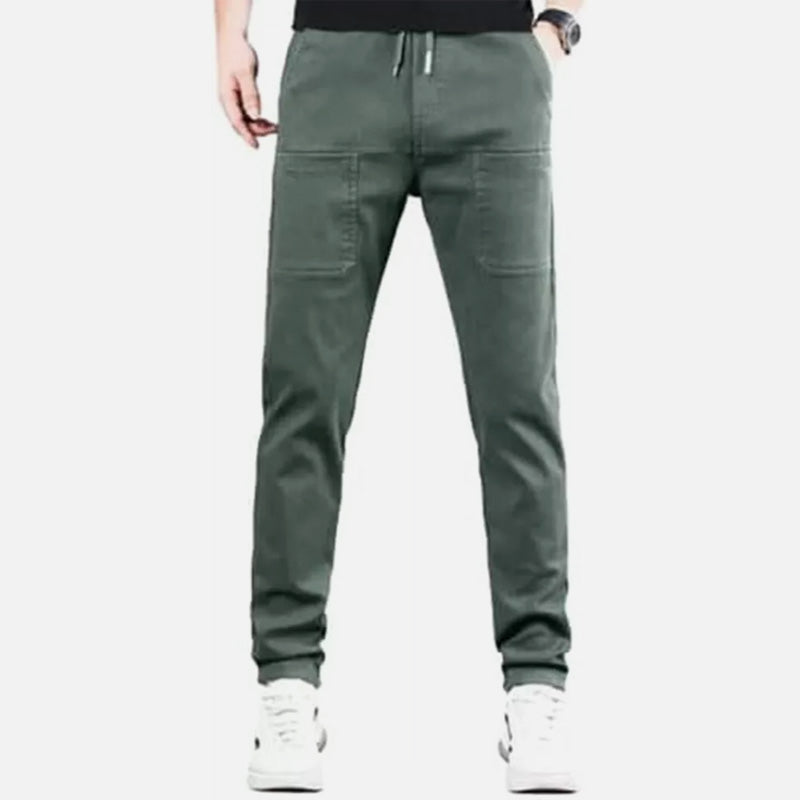 Slitesterk Cargo-bukse med hög stretch i flera fickor/Durable cargo pants with high stretch and multiple pockets