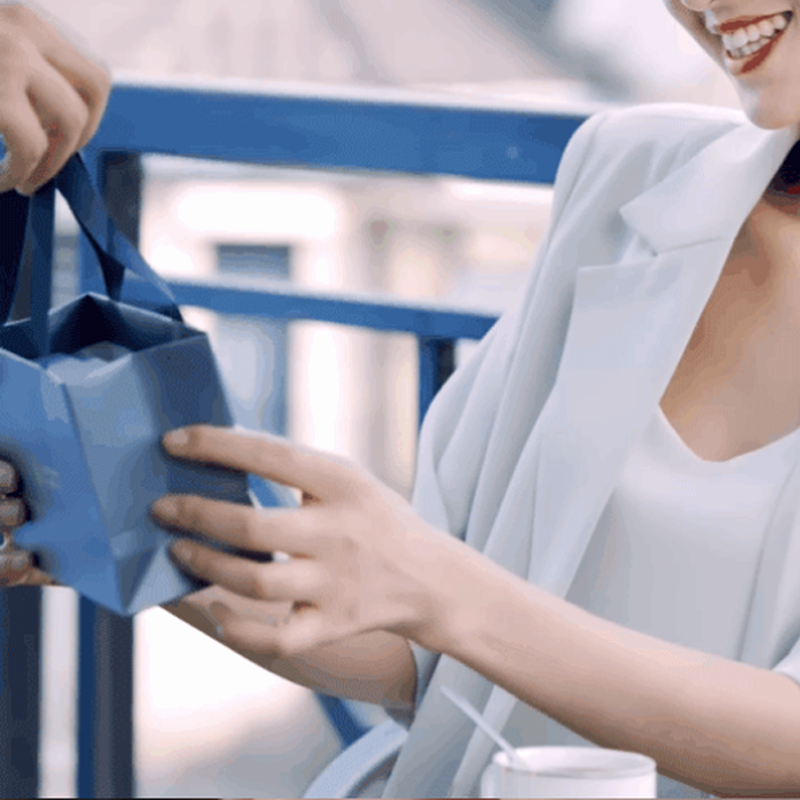 ⏳Tidsbegränsat erbjudande⏰Eleganta rosa nätörhängen🌹