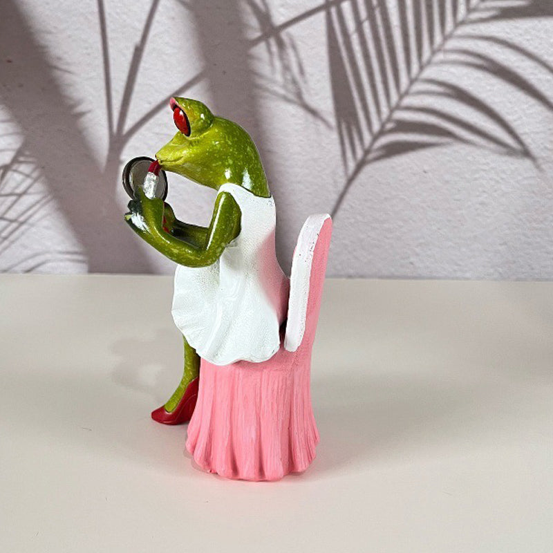 Inomhus- och Utomhusprydnad I Form Av En Groda