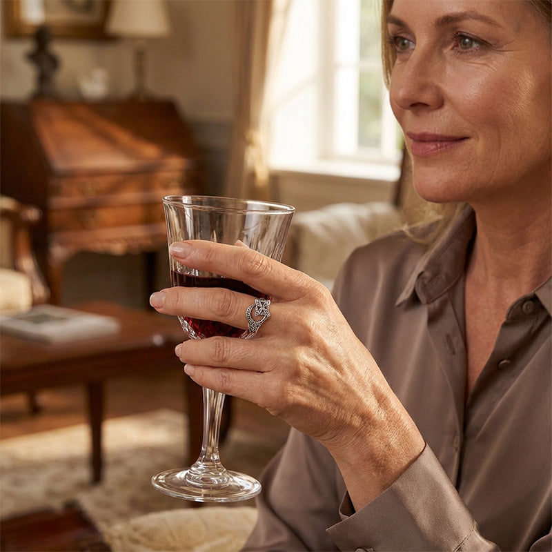 Keltisk treenighetsring – Vintagering i mystisk stil 🔮✨