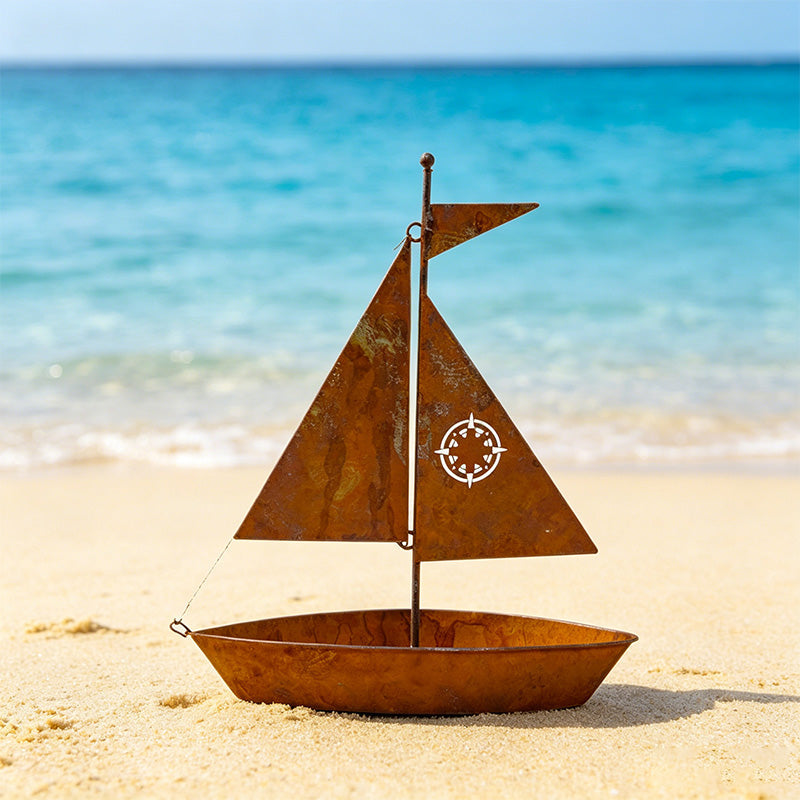 ⛵ 50 % RABATT JUST NU! 🌱 Rustik segelbåtsformad blomkruka i metall – Handgjord, väderbeständig och perfekt för suckulenter, örter eller blommor – en charmig inredningsdetalj i trädgården eller på hyllan 🏡