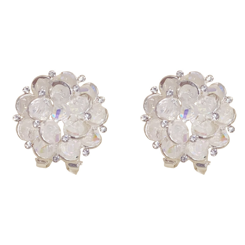 💎 Rea 2026 – Över 52 000 sålda!✨ Eleganta örhängen med blommotiv – glittrande detaljer och lätt och bekväm passform 🌸